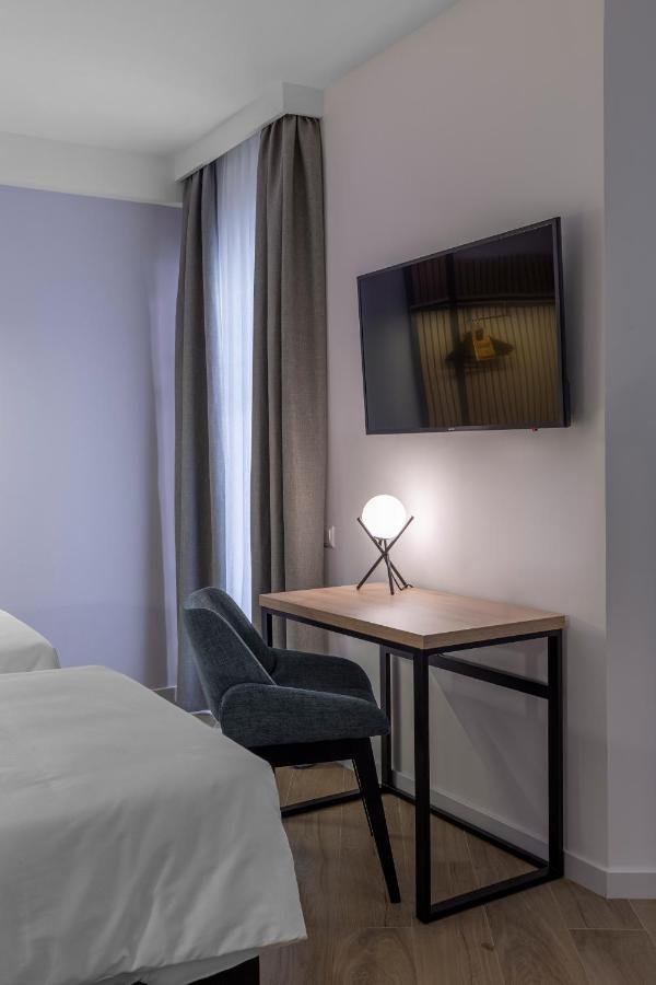 Kontrakt Boutique Hotel Kyjev Exteriér fotografie